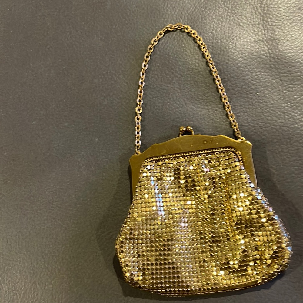 Beautiful vintage purse, made in USA